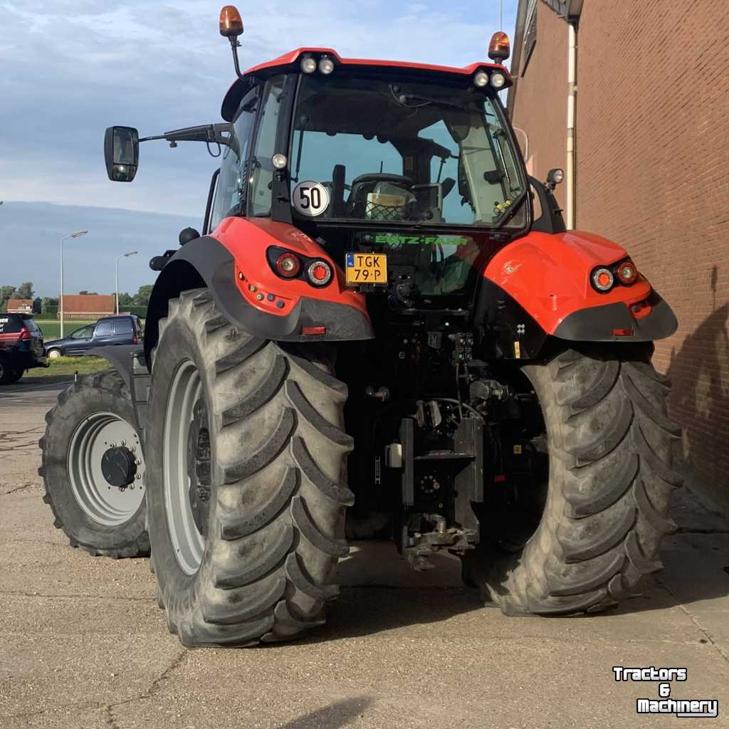 Tractors Deutz-Fahr Agrotron 6215 RC Shift