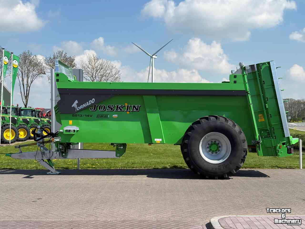 Manure spreader Joskin TORNADO 3 5513/14V