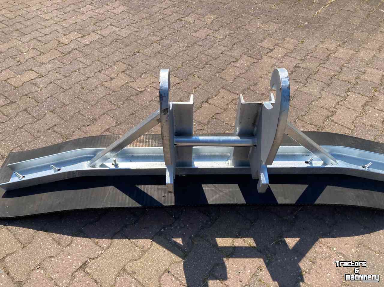 Rubber yard scraper  Rubberschaaf  schuif met CW 10 aansluiting