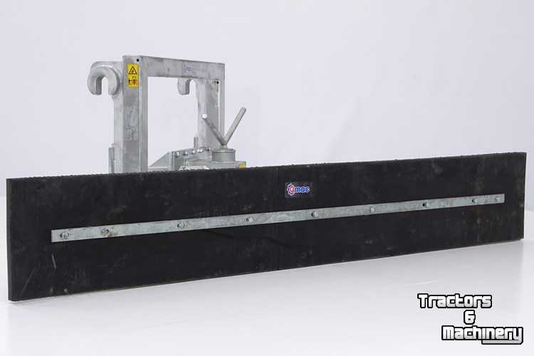 Rubber yard scraper Qmac Modulo schuifbalk met rubbermat Merlo aanbouw