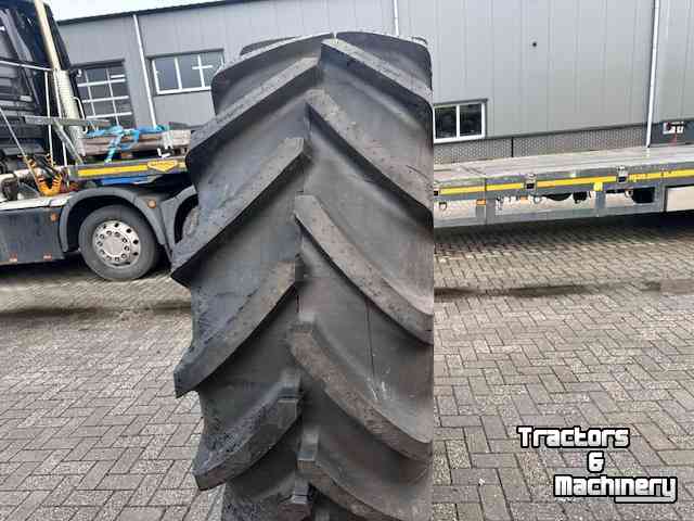 Wheels, Tyres, Rims & Dual spacers Michelin 650/75 R38 MachXbib 1e montage