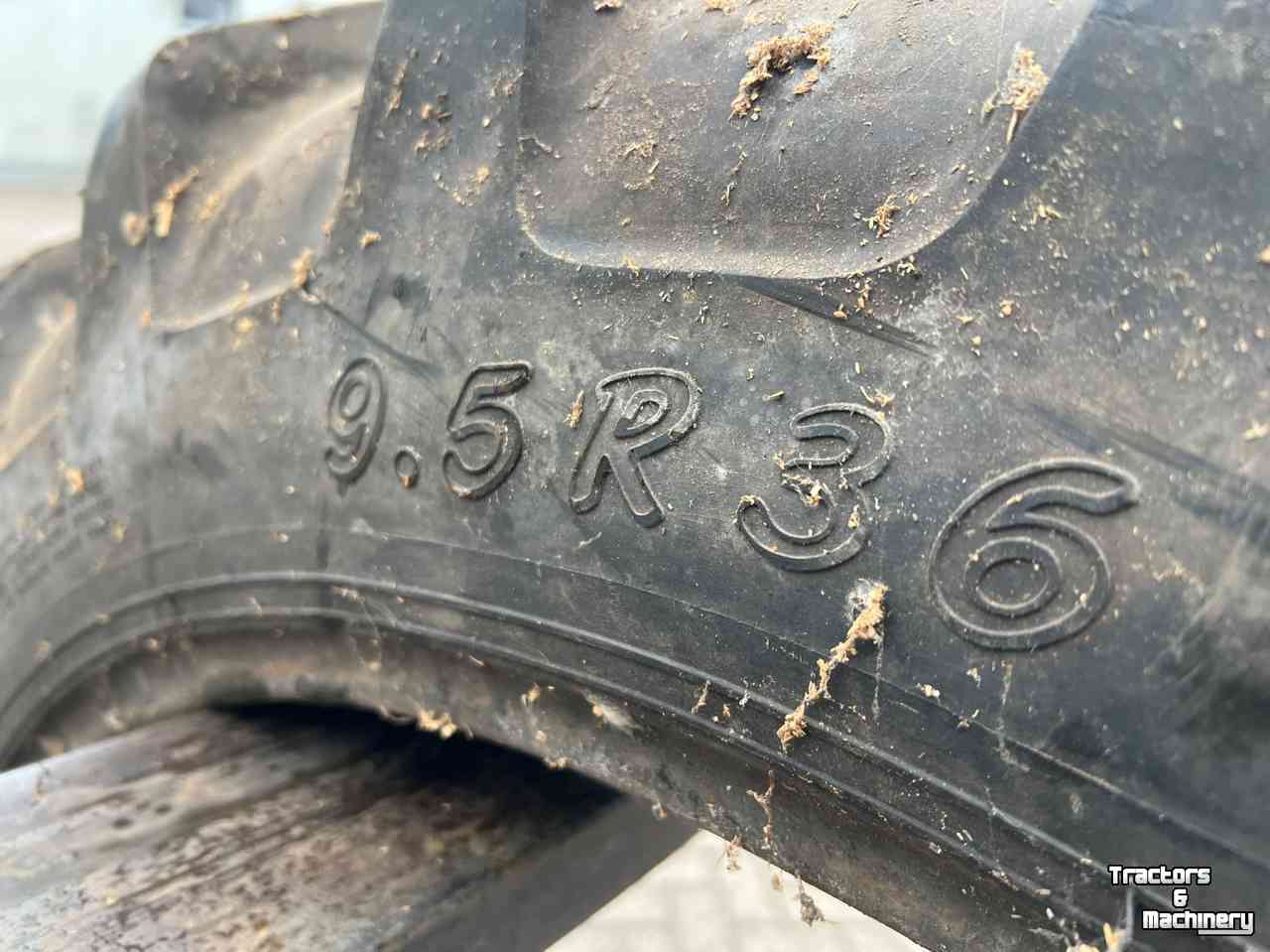 Wheels, Tyres, Rims & Dual spacers Alliance 9.5R36 band gebruikt