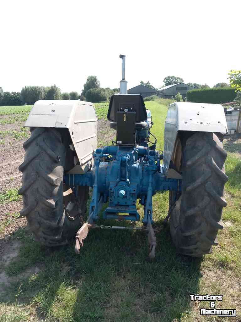 Tractor Ford 5000