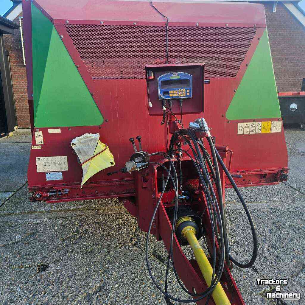 Silage-block distribution wagon Strautmann BVW 801
