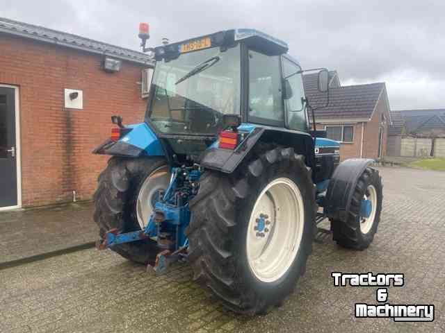 Tractors Ford 8240 Powerstar SLE 6 cilinder airco