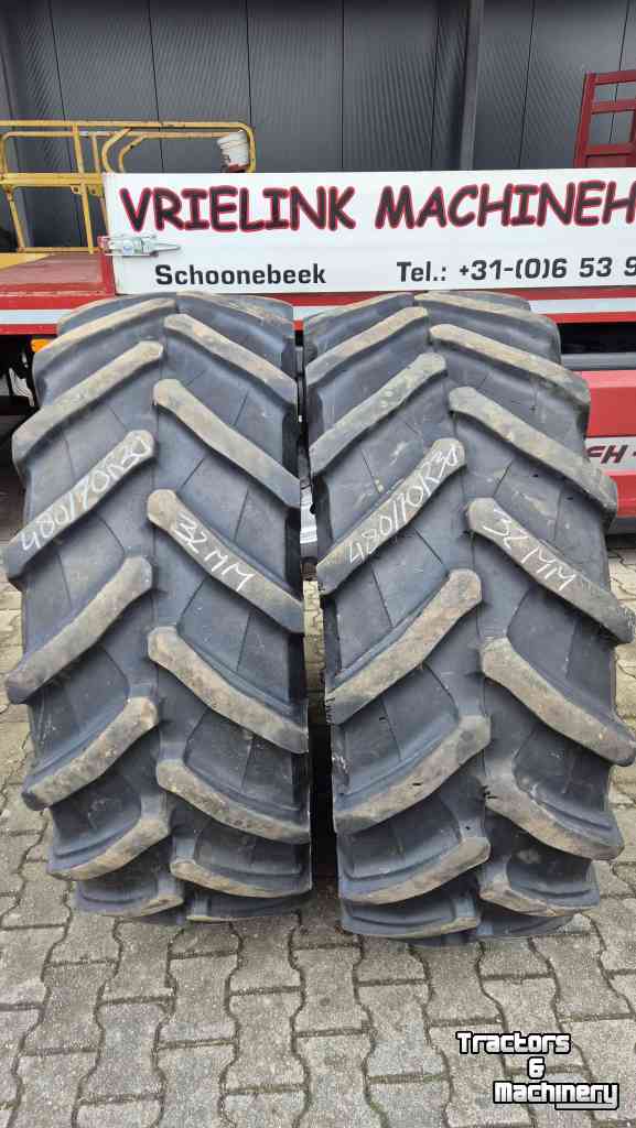 Wheels, Tyres, Rims & Dual spacers Trelleborg 480/70R30 TM700 met 32mm