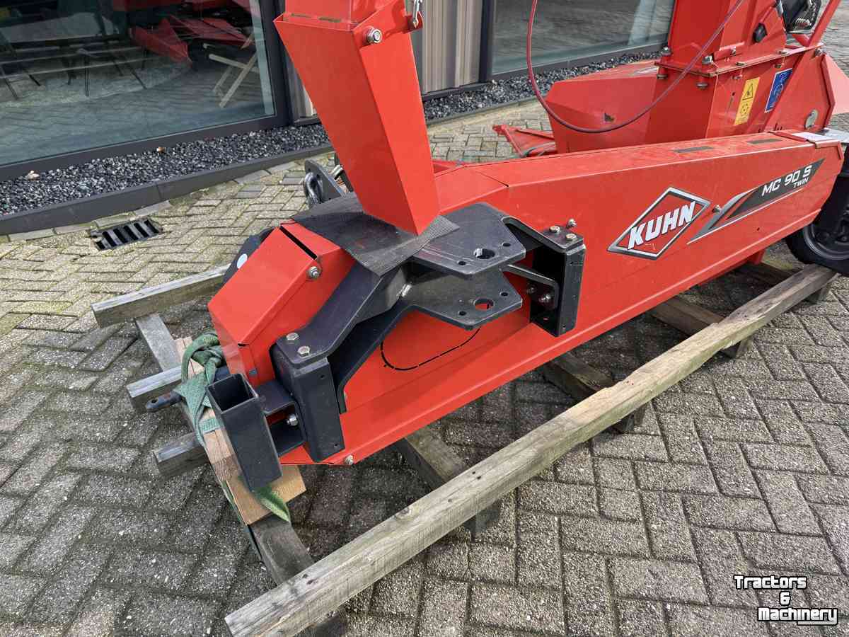 Forage-harvester Kuhn MC 90s