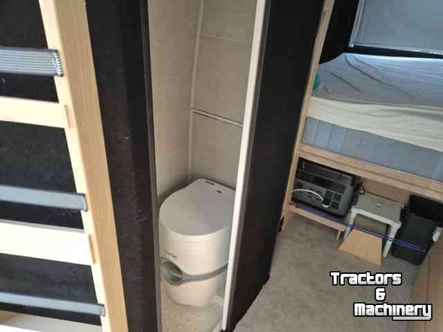 Truck Mercedes Benz Sprinter buscamper