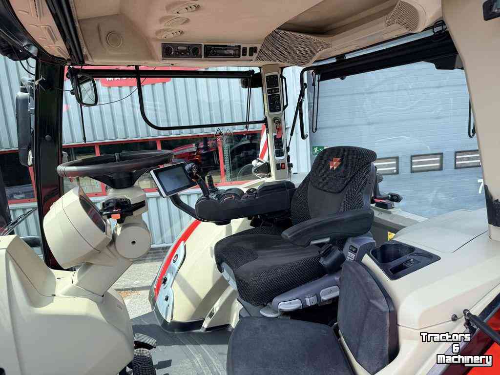 Tractor Massey Ferguson 8740S Stage V