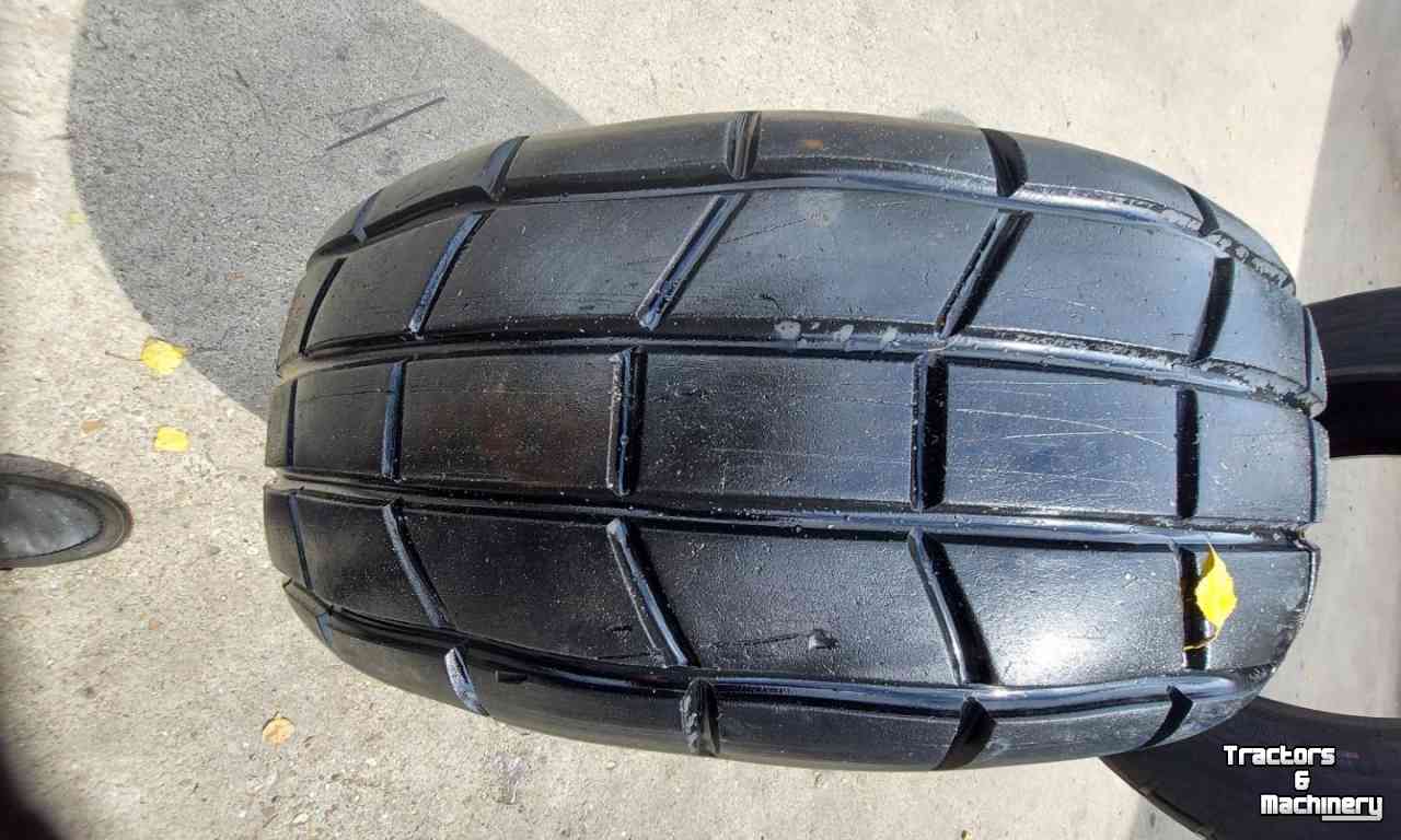 Wheels, Tyres, Rims & Dual spacers Trelleborg 380/70R20 DH018 Gazonband