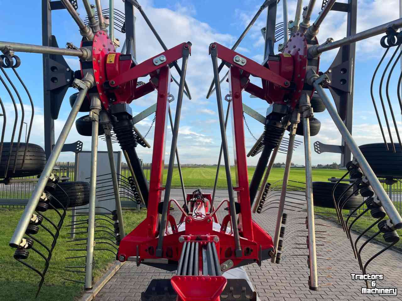 Rake Massey Ferguson Massey Ferguson RK 802 TRC-PRO