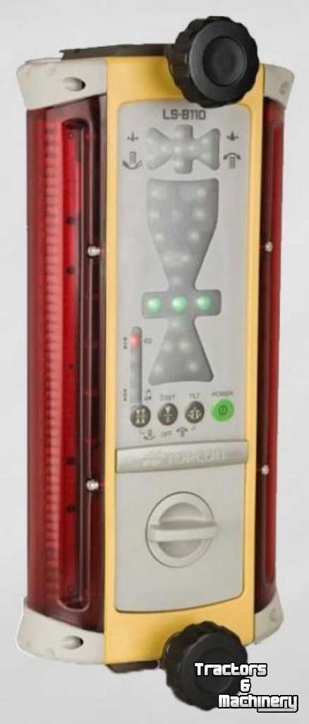 Scrapers  DTECH Laser Machine Control D4000 en Topcon Machineontvanger
