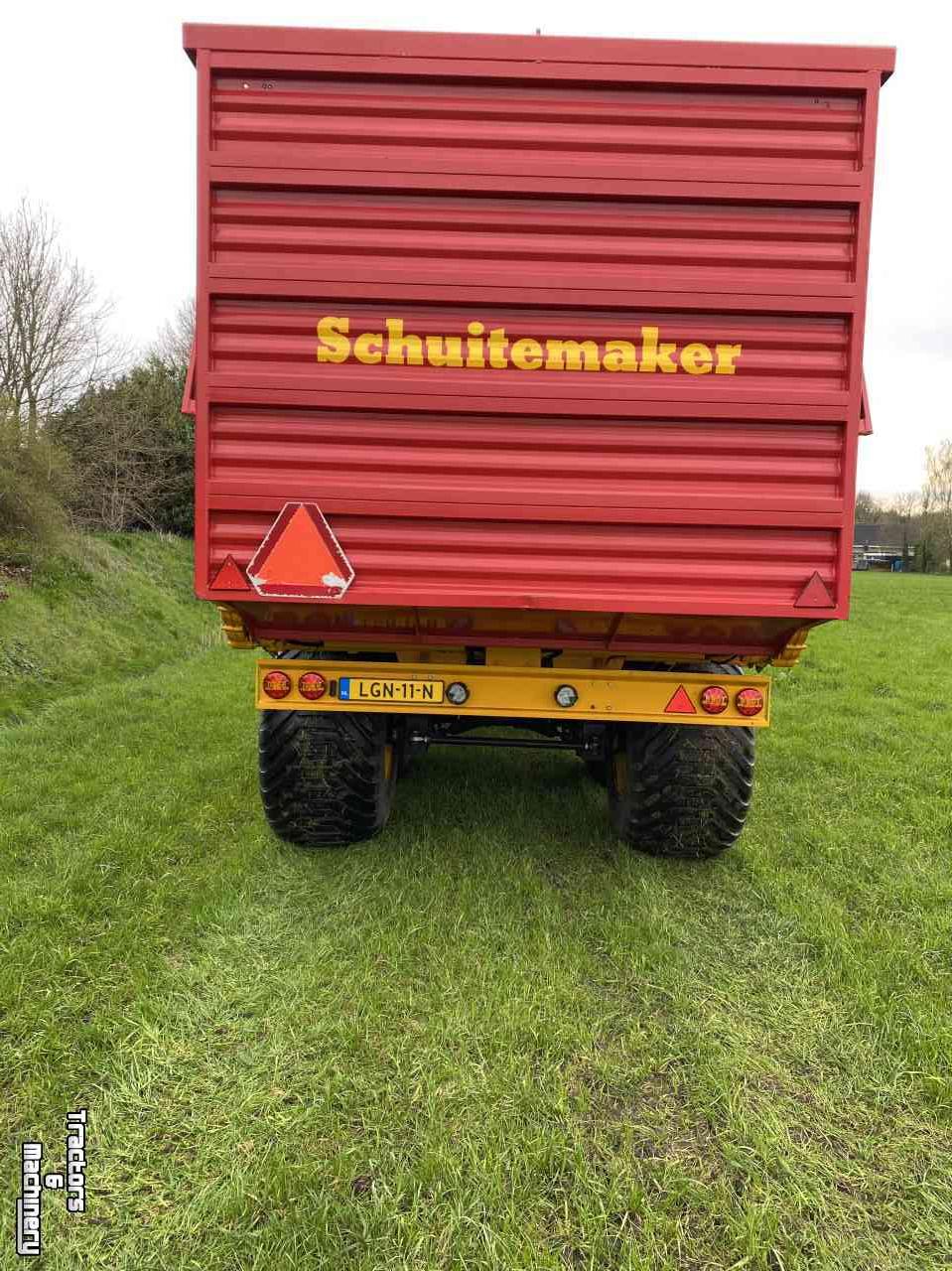 Self-loading wagon Schuitemaker rapide 155