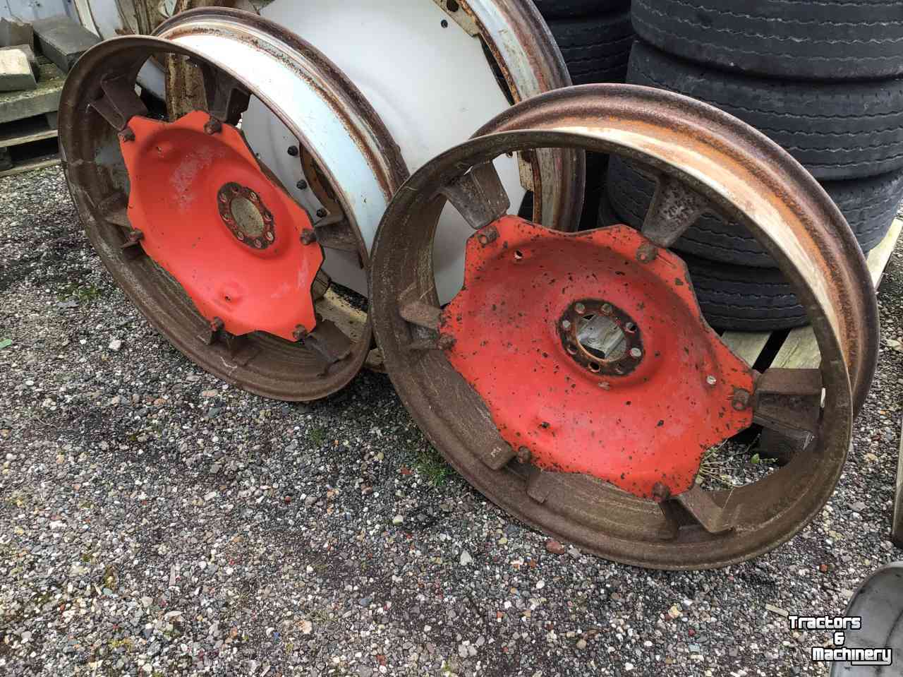 Wheels, Tyres, Rims & Dual spacers Same 8-36