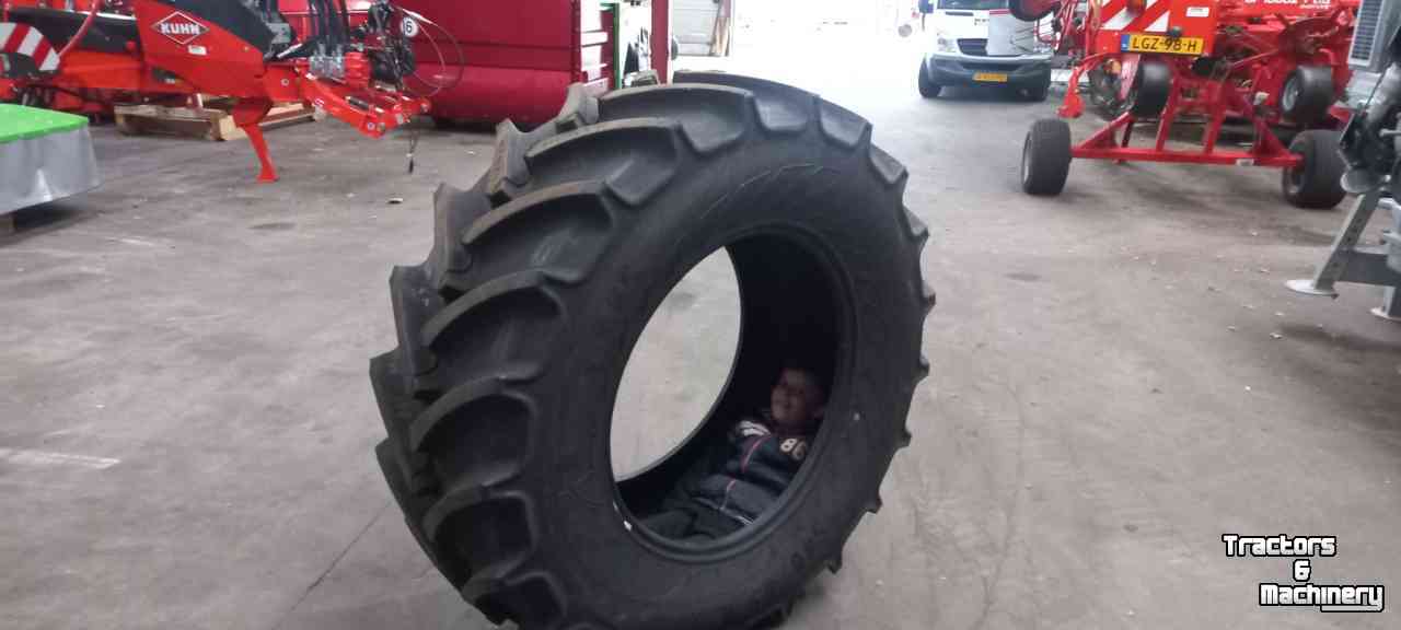 Wheels, Tyres, Rims & Dual spacers Mitas 540/65R30 AC65