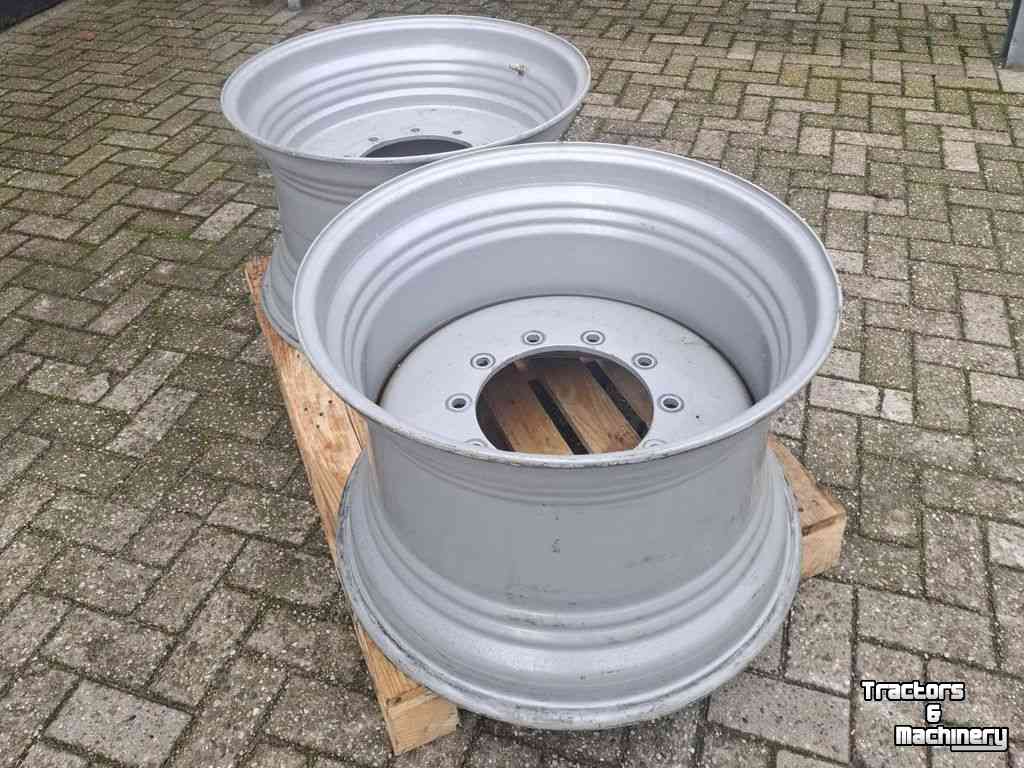 Wheels, Tyres, Rims & Dual spacers Massey Ferguson Velgen 28X18 Inch