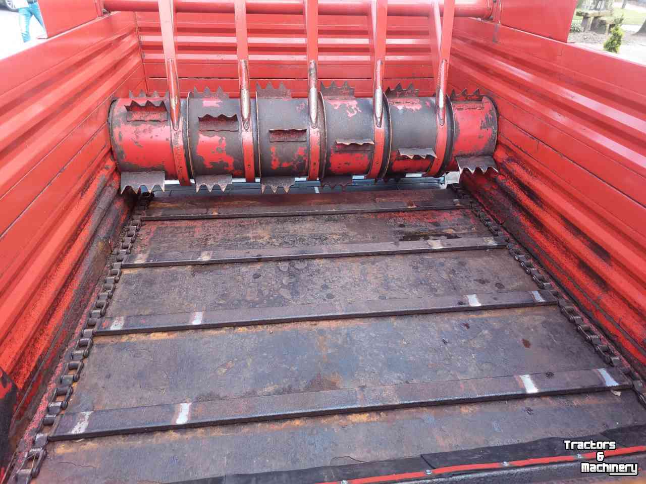 Silage-block distribution wagon Schuitemaker Amigo 20 S