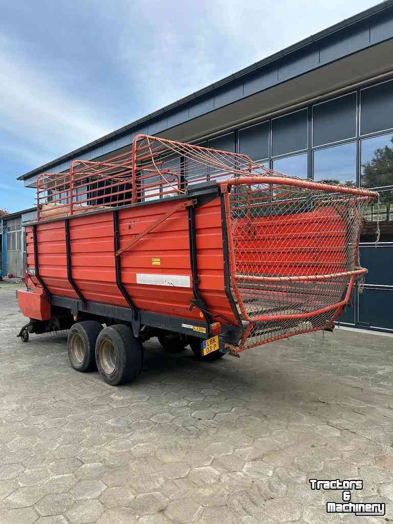 Self-loading wagon Deutz-Fahr K570