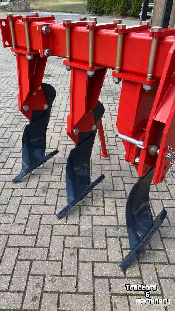Deep subsoiler Kverneland CLI 640