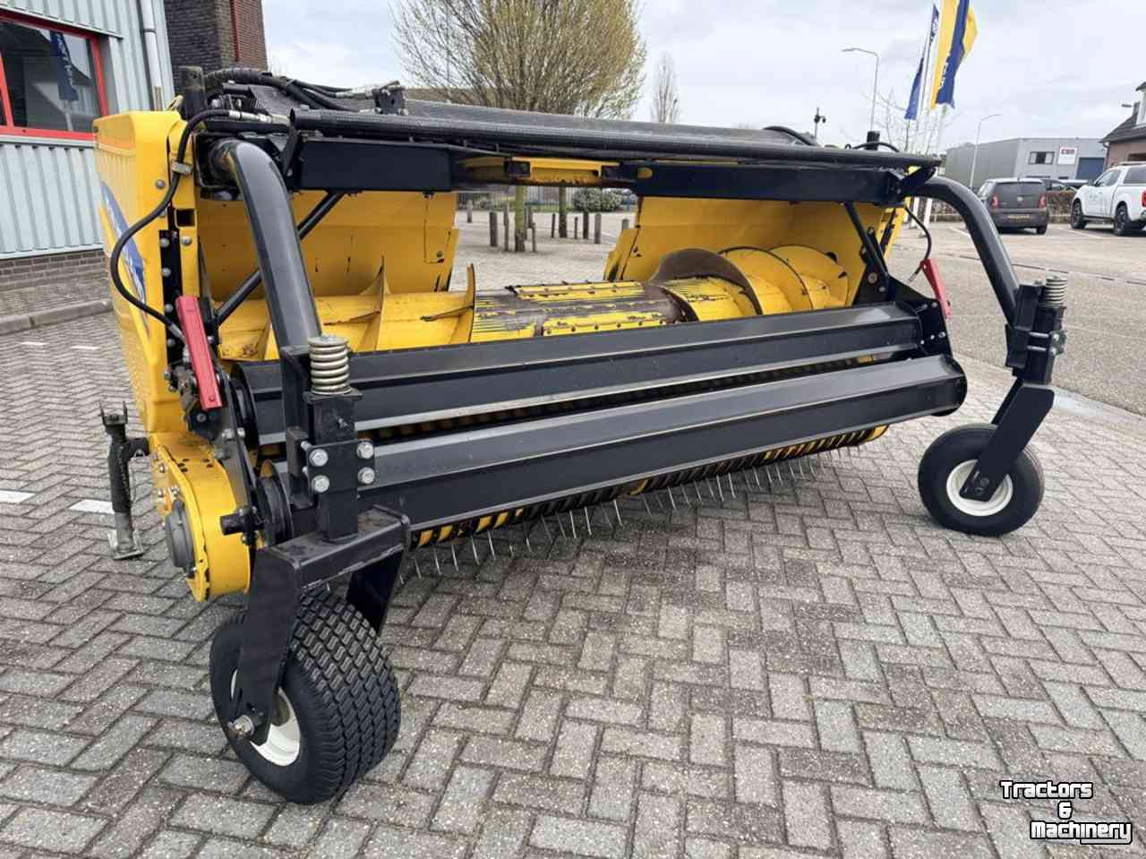 Pick-up New Holland 273 Gras Pick-up