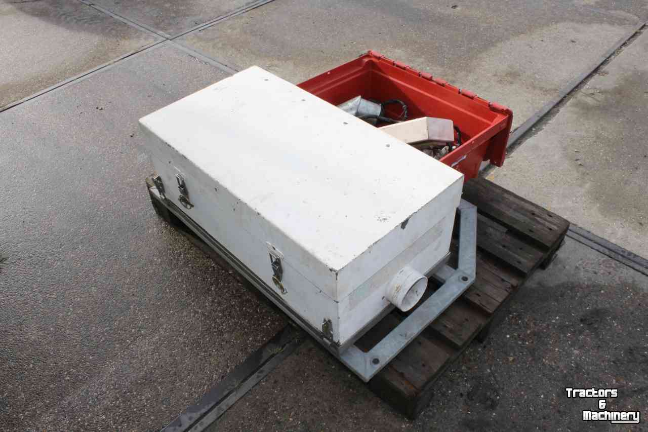Other earthmoving and heavy equipment and accessories  FreshFilter FFBox FFMultibox FFRavbox overdrukunit overdruksysteem