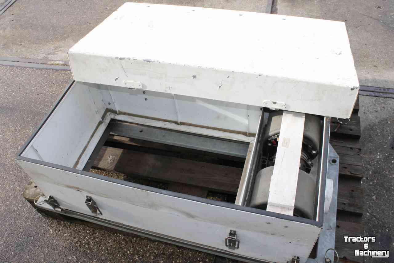Other earthmoving and heavy equipment and accessories  FreshFilter FFBox FFMultibox FFRavbox overdrukunit overdruksysteem