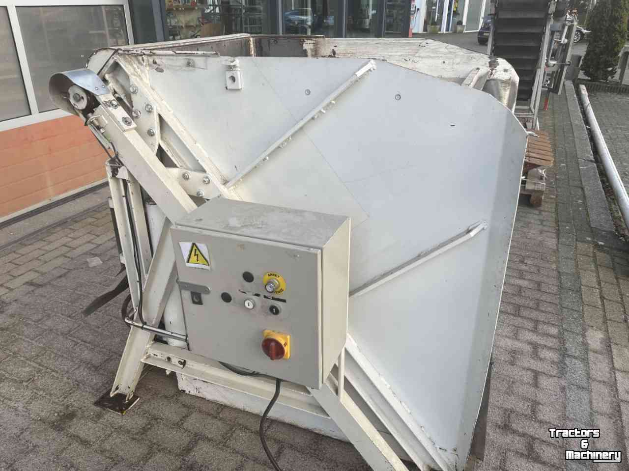 Bulk box tipper Skals Kistenleger