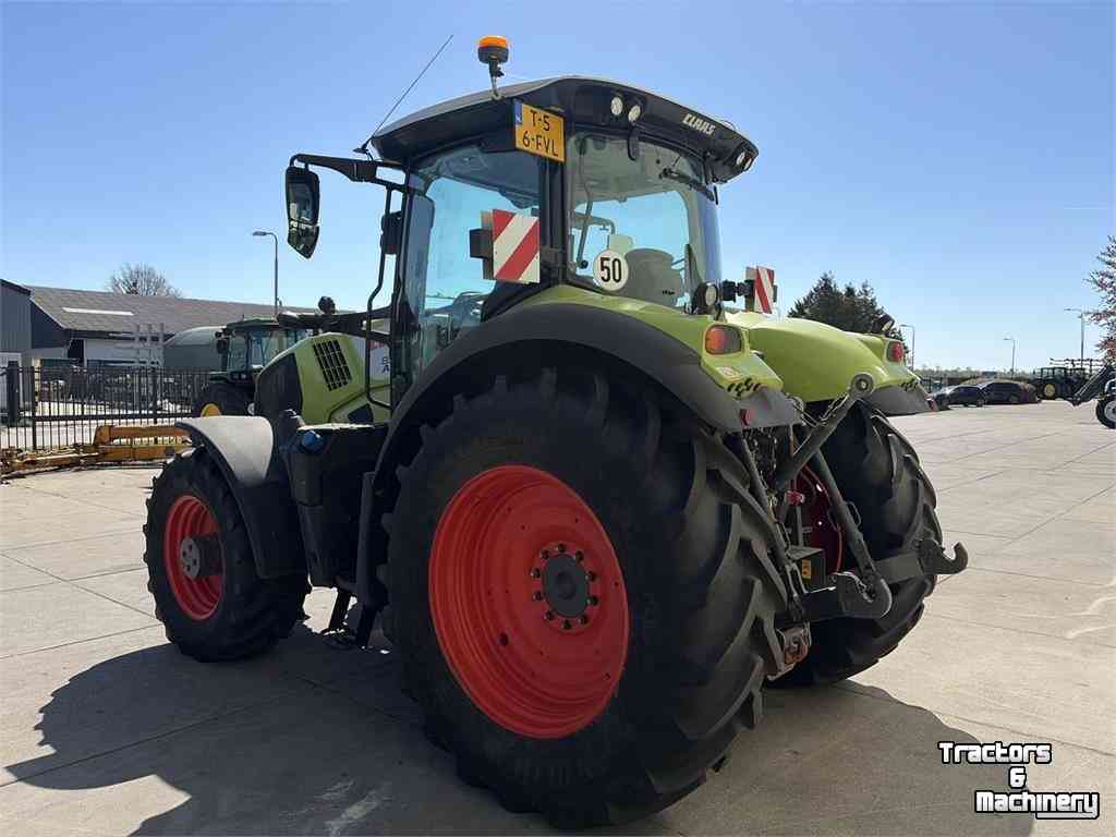 Tractor Claas Axion 830 CMATIC