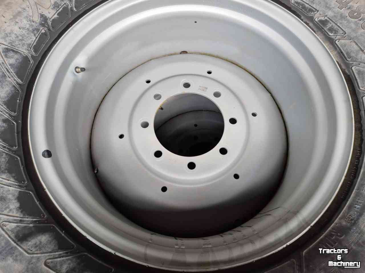 Wheels, Tyres, Rims & Dual spacers Mitas 480/65R28
