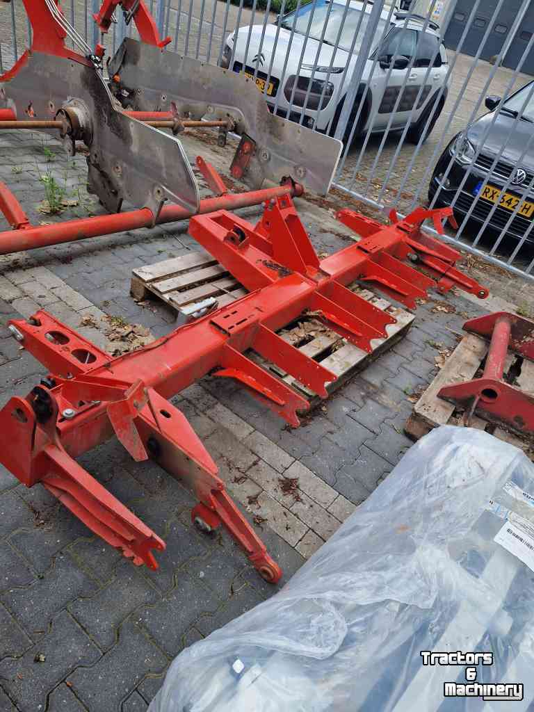 Other harvesters and accessories Dewulf Kwatro