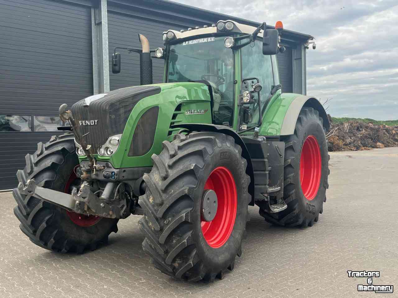 Tractor Fendt 939