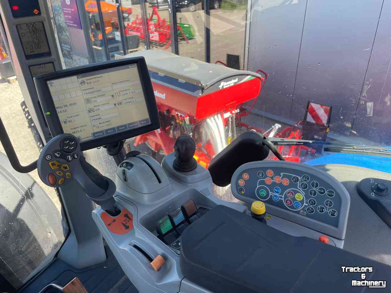 Tractor New Holland T8.360 autocommand