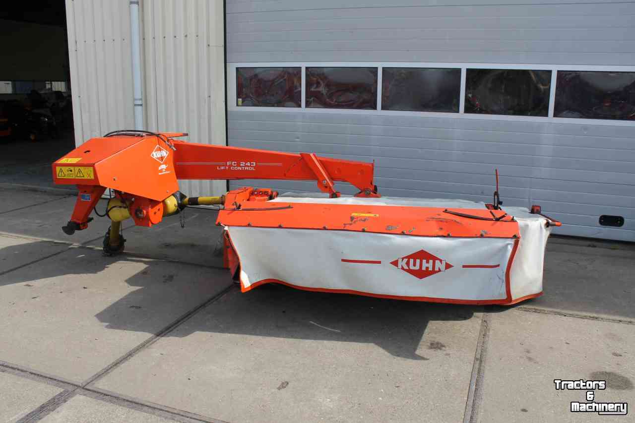 Mower Kuhn FC243 achtermaaier schijvenmaaier kneuzer lift-control