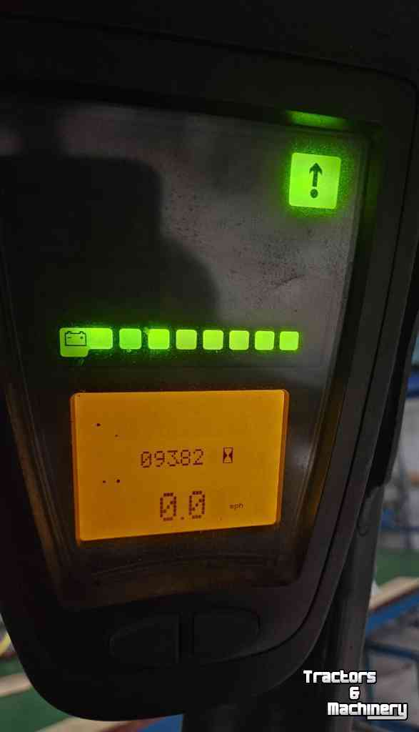 Forklift Linde E18 hefhoogte 450 cm triple.