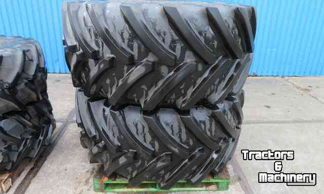 Wheels, Tyres, Rims & Dual spacers  Wielen met zwarte velg 540/65R24 Trelleborg TM800 + 710/60R34 BKT Agrimax