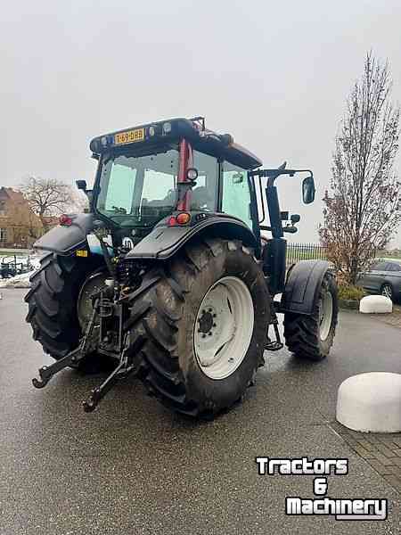 Tractor Valtra N123 Hitech5