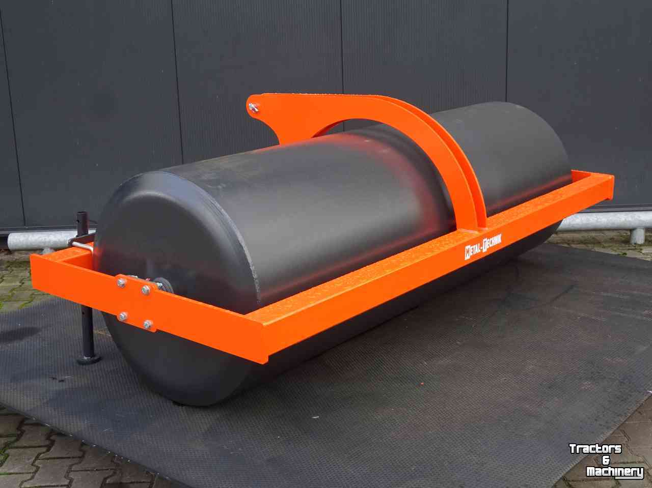 Other lawn and garden equipment and accessories Hofstede Sportveld gras weide zode park roller rol veld verzorging