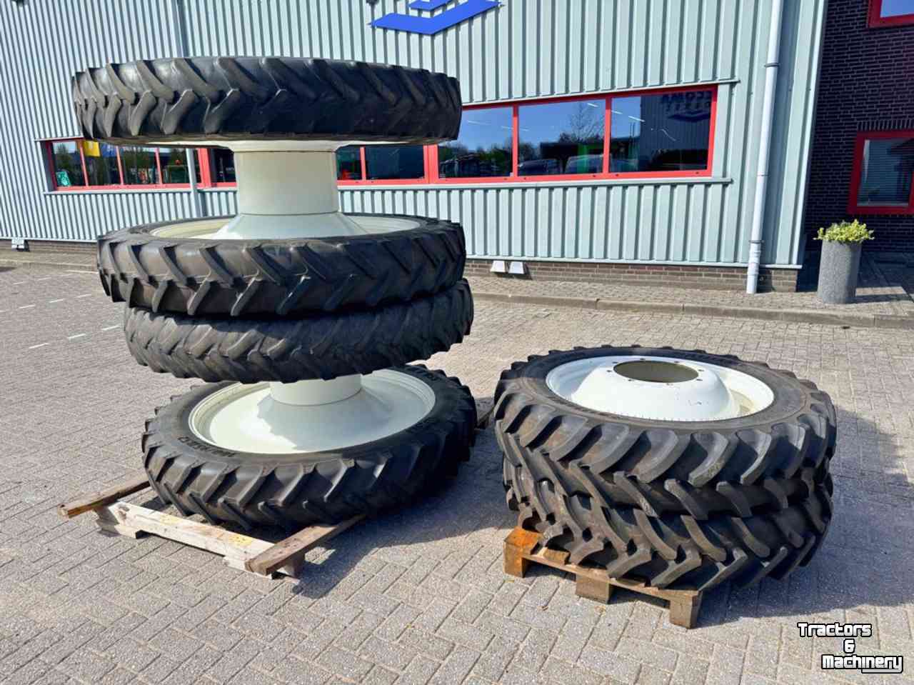 Wheels, Tyres, Rims & Dual spacers Alliance VF320/85R36 Alliance Agriflex +354  + 300/95R52 Alliance & BKT