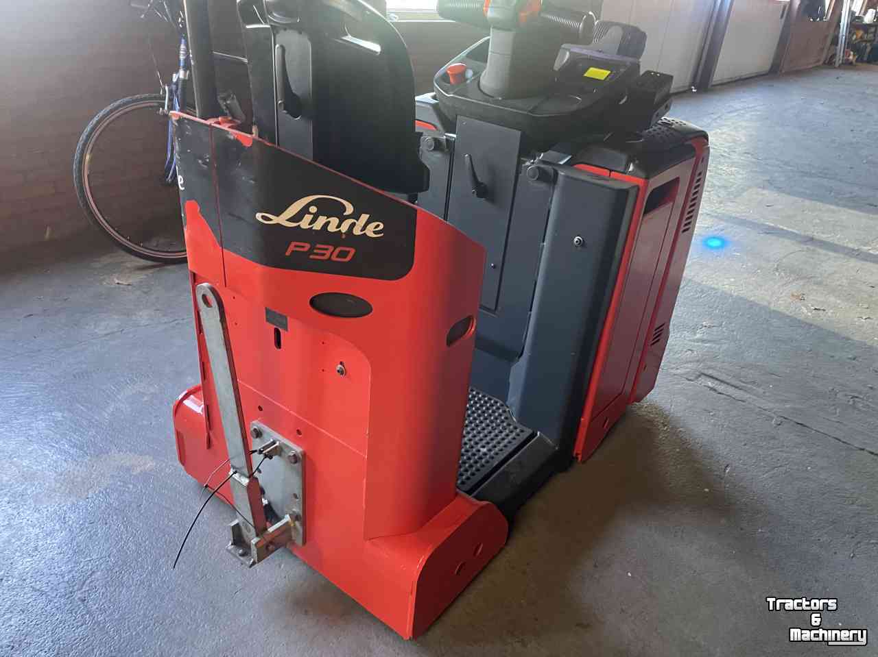 Other transport and industrial equipment and accessories Linde P30 ELECTRIC
