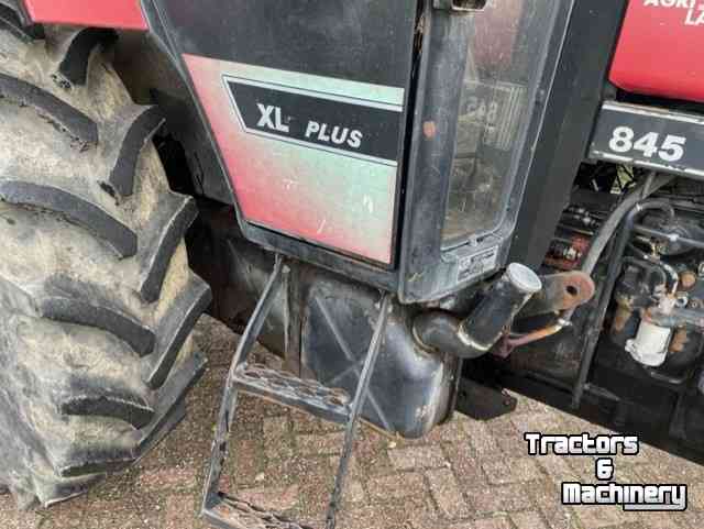 Tractors Case-IH 845XL Plus
