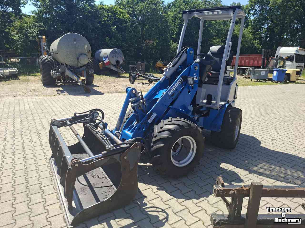 Wheelloader Quappen Q27 minishovel
