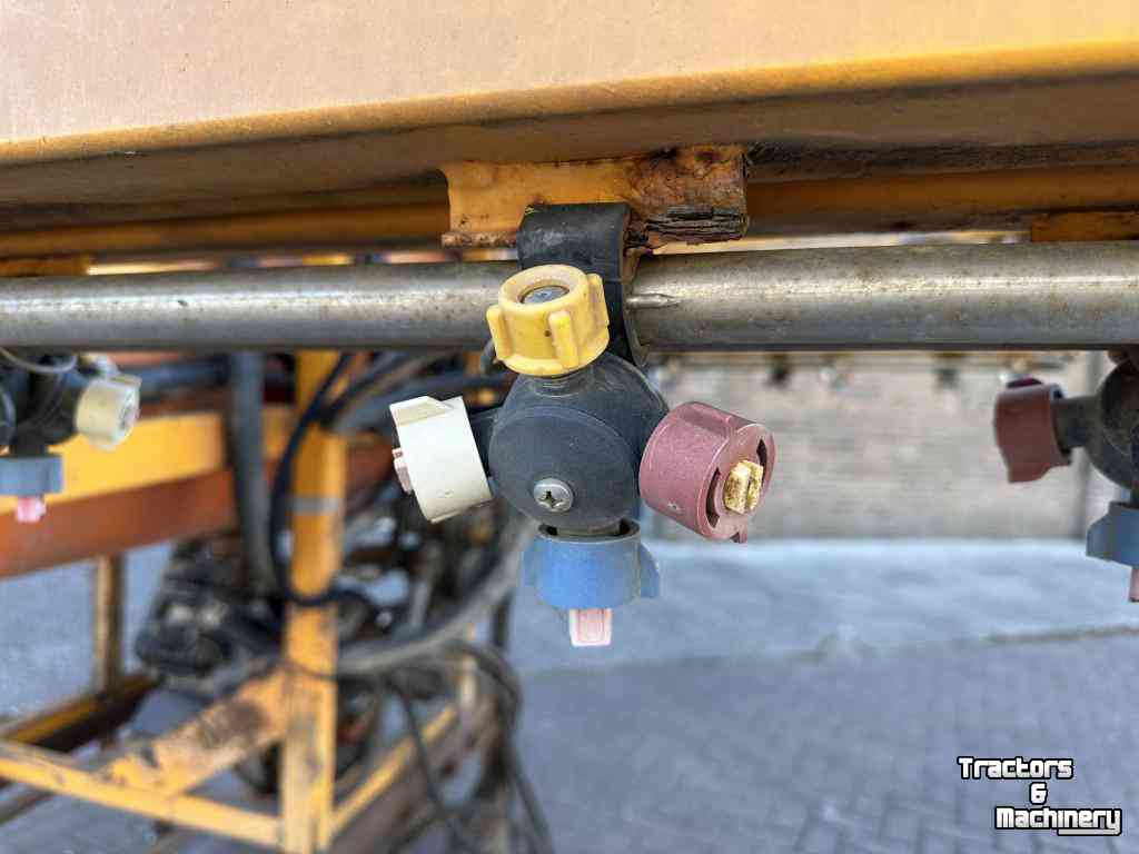 Fieldsprayer 3 points Cebeco Gedragen Veldspuit