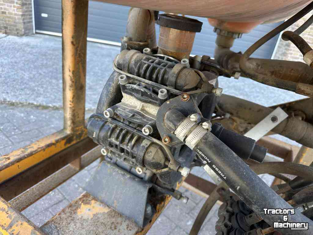 Fieldsprayer 3 points Cebeco Gedragen Veldspuit