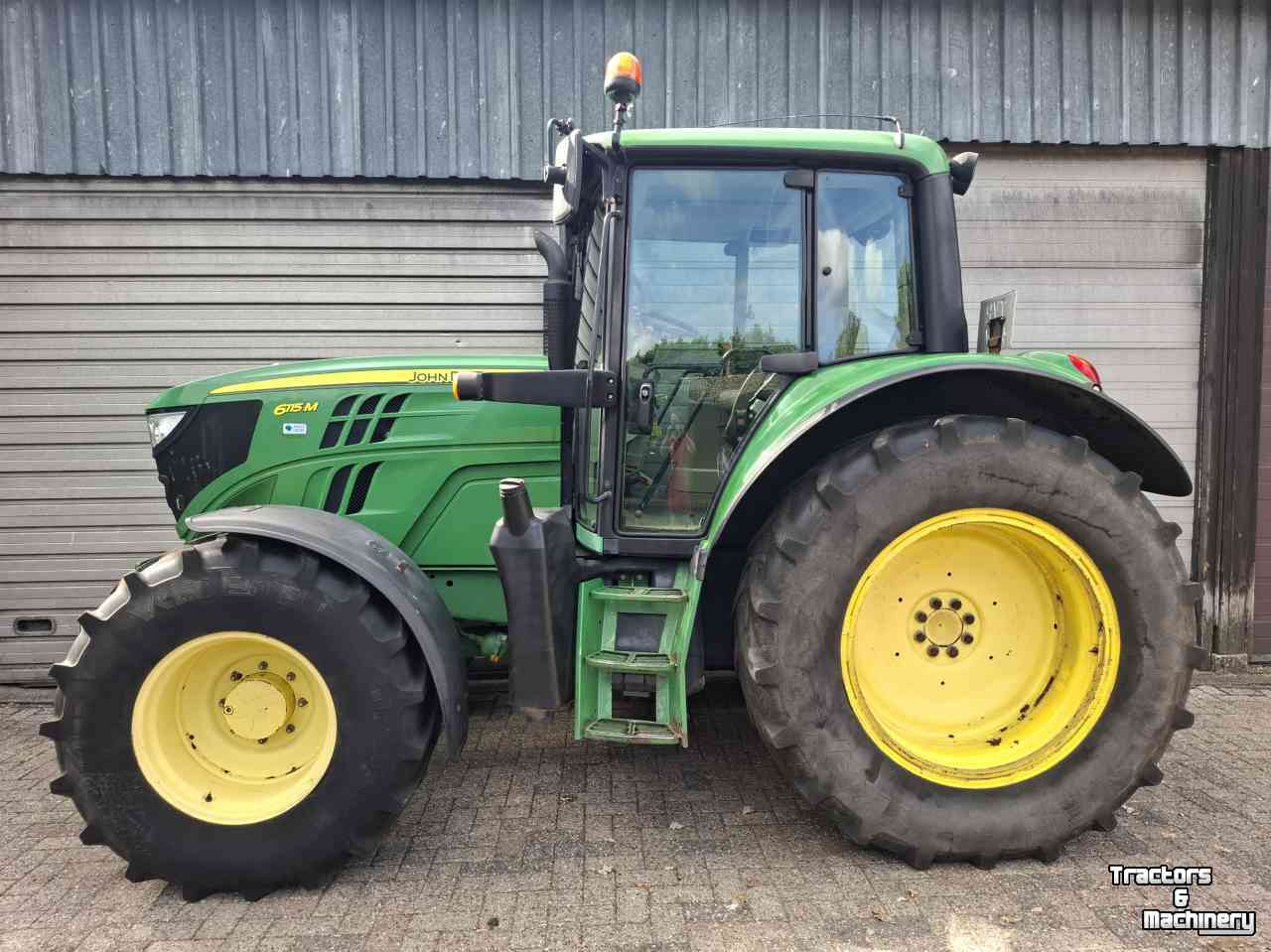 Tractor John Deere 6115M tractor trekker 6115 M