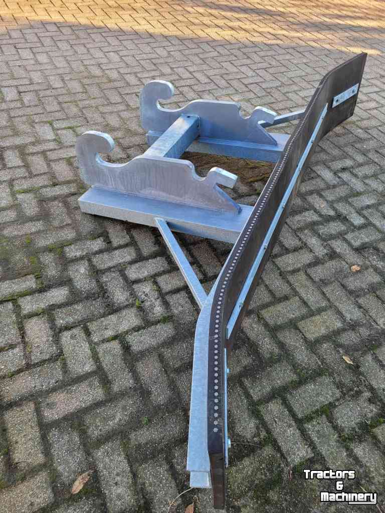 Other tillage machinery and accessories  Modderschaaf /sneeuwschaaf  met CW 30 aansluiting