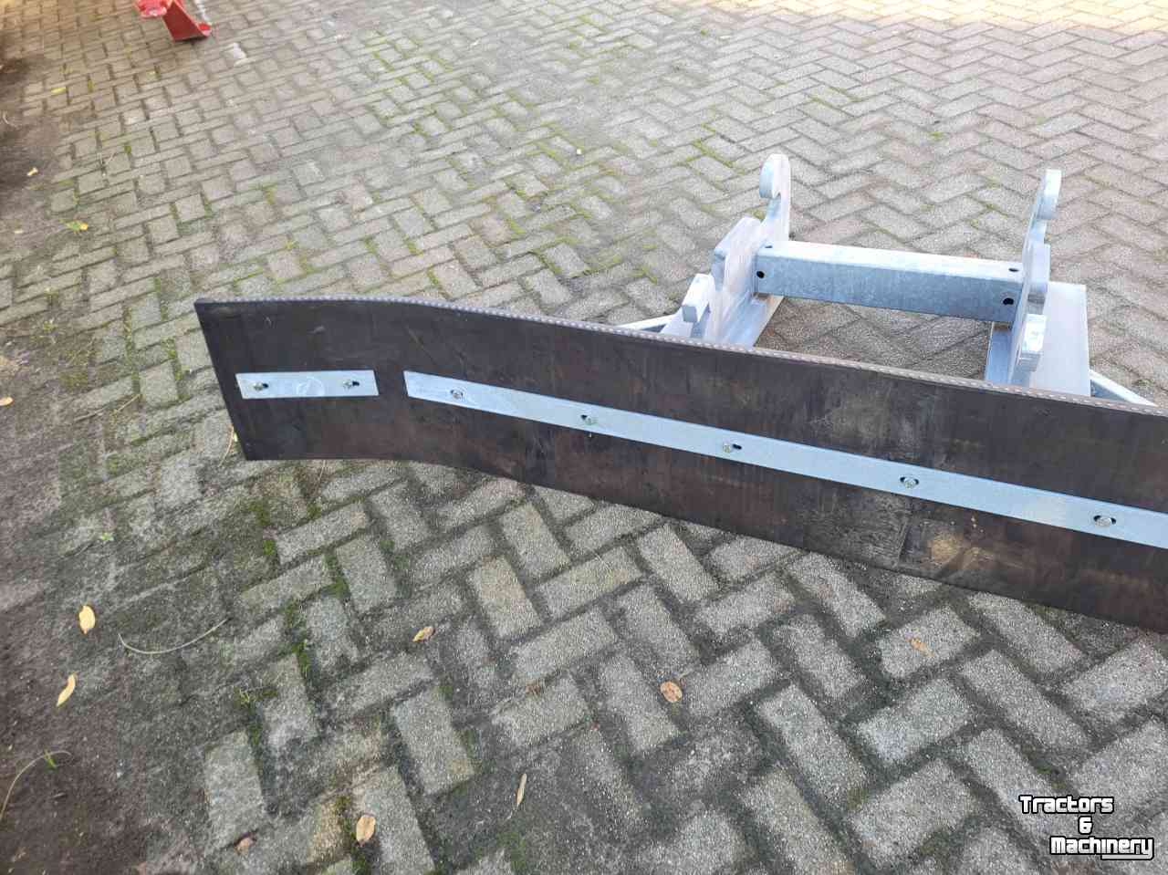 Other tillage machinery and accessories  Modderschaaf /sneeuwschaaf  met CW 30 aansluiting
