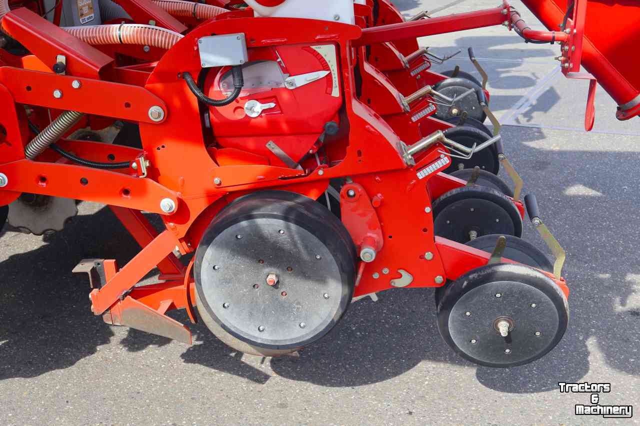 Seed drill Kverneland Optima HD E-Drive