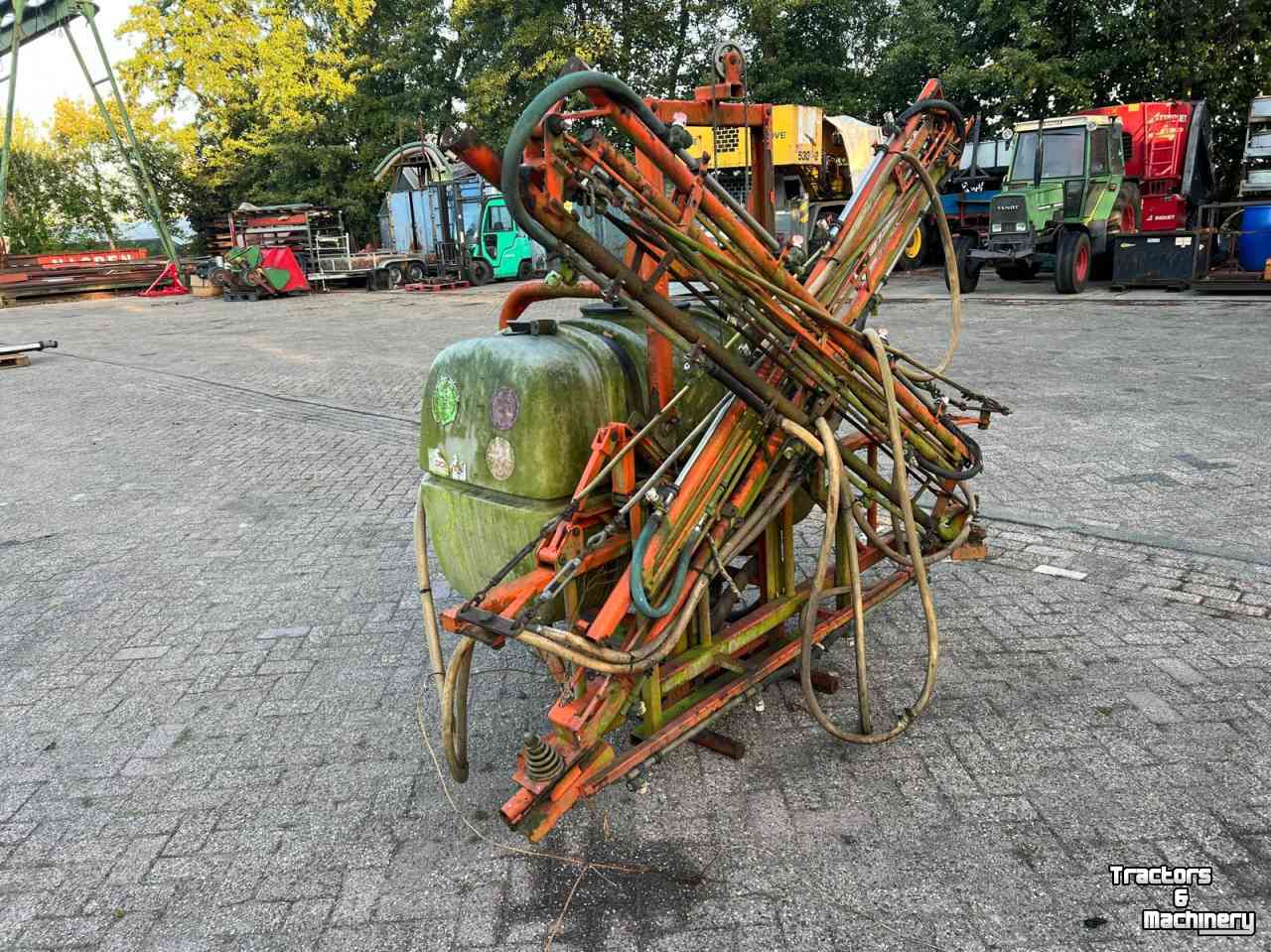 Fieldsprayer 3 points Douven 500 veldspuit