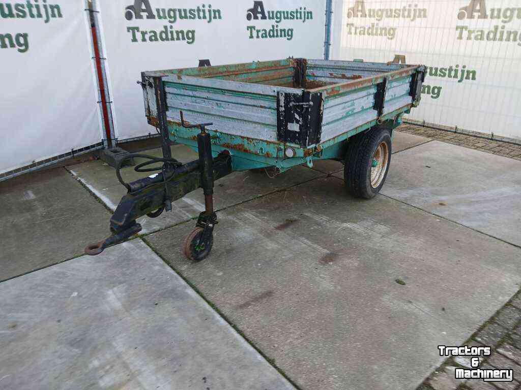 Horticultural Tractors  Diverse werktuigen voor achter de minitractor