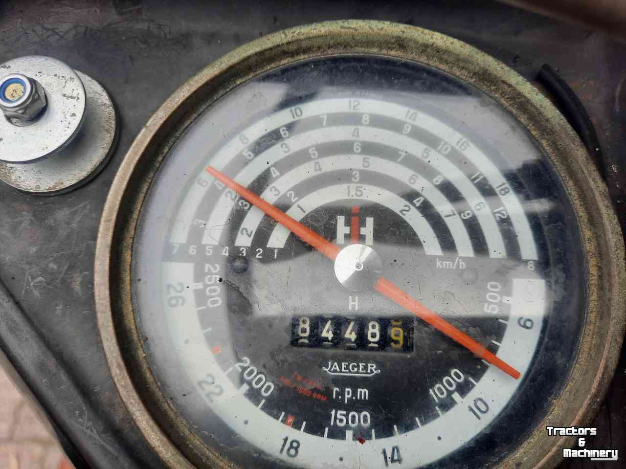 Tractor Case-IH 733 4wd